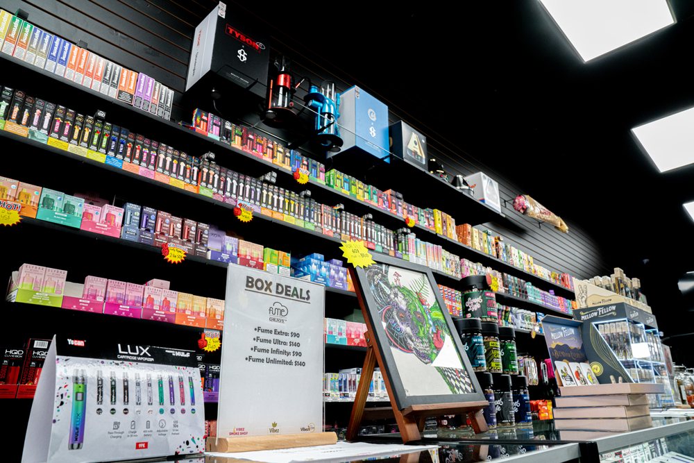 Vibez Vapor Smoke Shop & CBD Dispensary 5, Valrico
