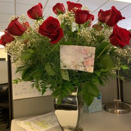 2 Dozen Roses in Vase