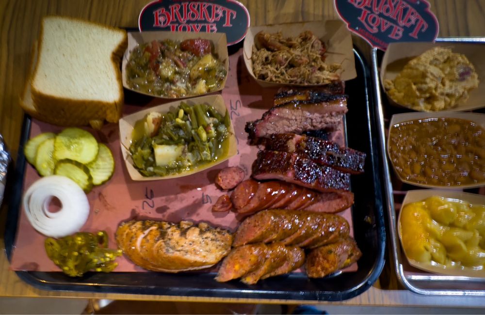 Brisket Love Barbecue & Icehouse - Photo 3