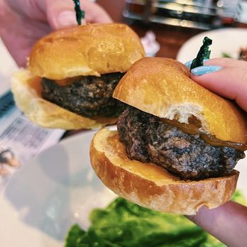 Lakeside Diner - Cheeseburger Sliders - Diners Near Me - Ringwood, New Jersey Lakeside Diner - Cheeseburger Sliders - Diners Near Me - Ringwood, New Jersey