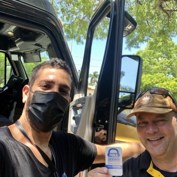 Public Locksmith - Emergency Semi-trailer truck Lockout Service. - Keys & Locksmiths Near Me - Miami Beach, Florida