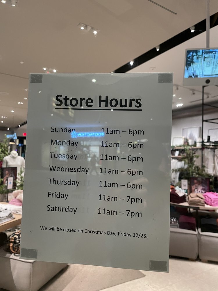 BANANA REPUBLIC Updated May 2024 2330 Kalakaua Ave, Honolulu