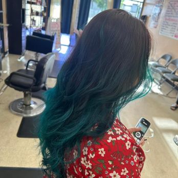 TicTalk Salon - Hair Salons Near Me - Clovis, California