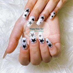 Happy Nails Bar