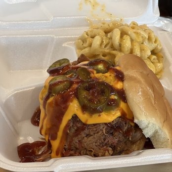Back Deck BBQ - Kickin Pork - Food Trucks Near Me - Louisville, Kentucky