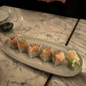 Catch - Sushi Bars Near Me - West Hollywood, California