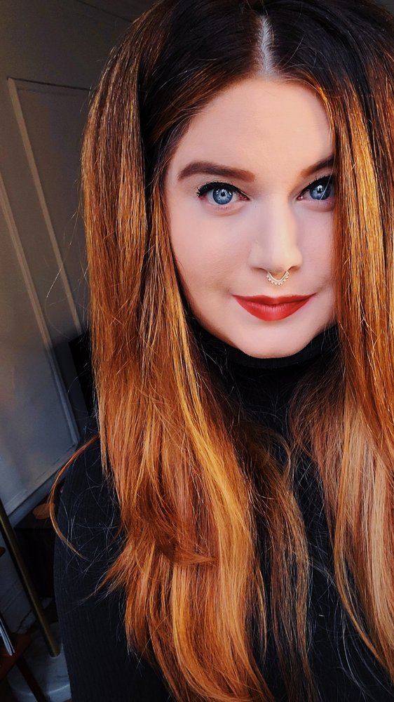 Wild Willow Salon Logo