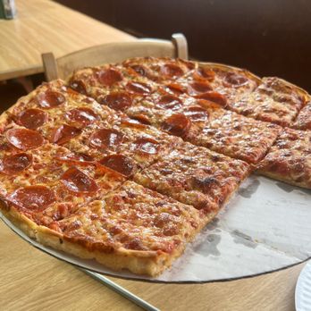 PIZZA HOUSE - Updated January 2025 - 45 Photos &amp; 91 Reviews - 89 