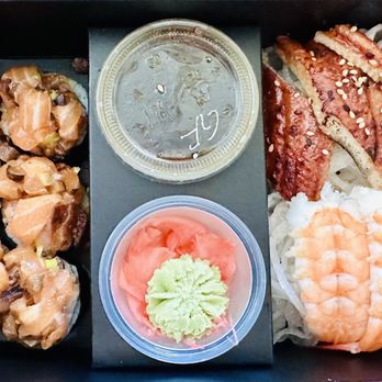 Toro Toro Sushi And Poke - Salmon + mushroom maki, unagi sashi, ebi sashimi in great PAPER box! - Japanese Near Me - Toronto, Ontario Toro Toro Sushi And Poke - Salmon + mushroom maki, unagi sashi, ebi sashimi in great PAPER box! - Japanese Near Me - Toronto, Ontario