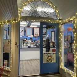 Ralph's Famous Italian Ices - Entrance