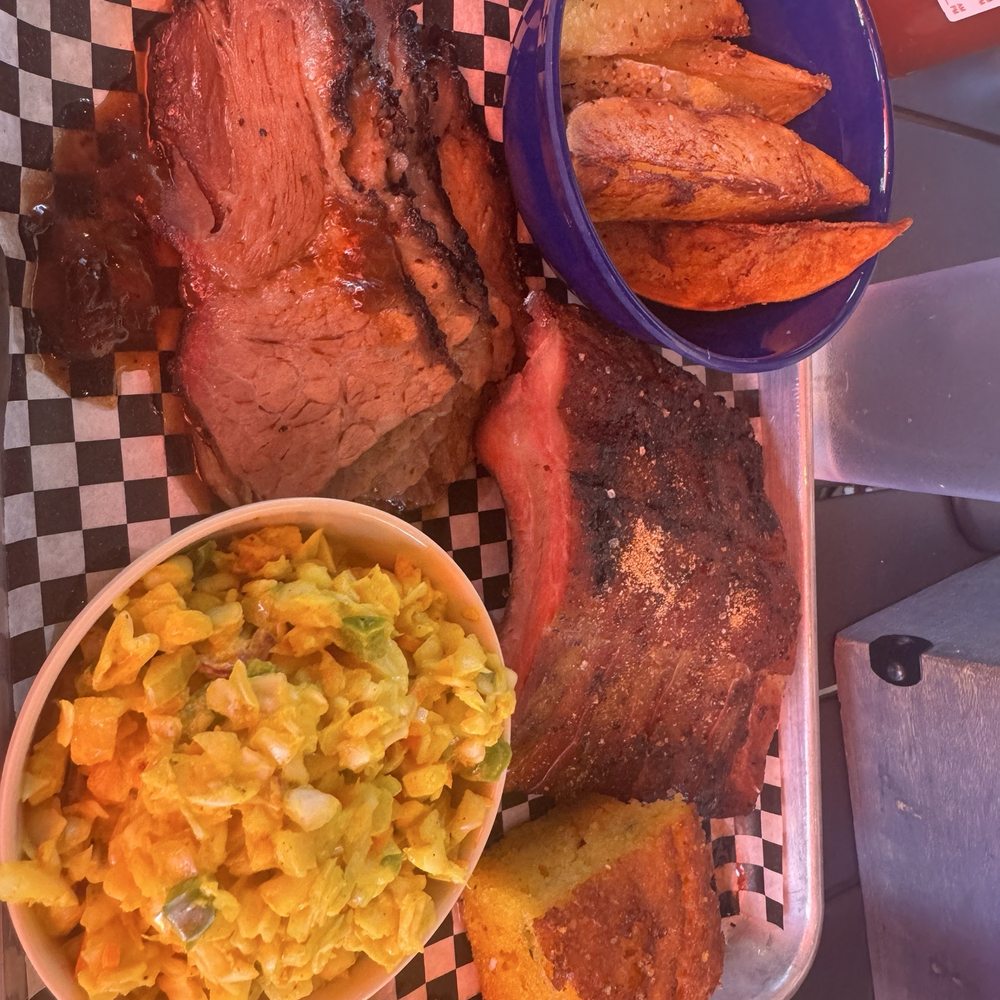 Boo And Henrys - Brisket and Ribs - Barbeque Near Me - Scottsdale, Arizona