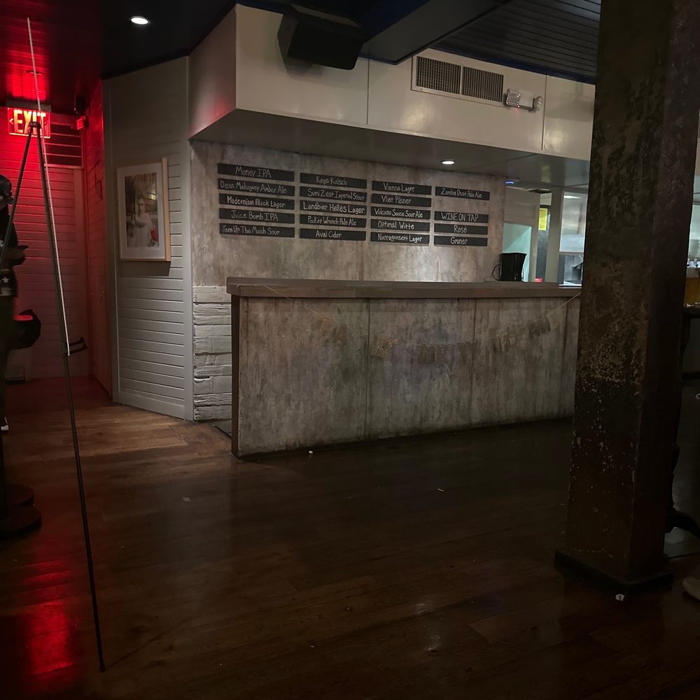 Pretty Ricky’s - Private room - Bars Near Me - New York, New York Pretty Ricky’s - Private room - Bars Near Me - New York, New York