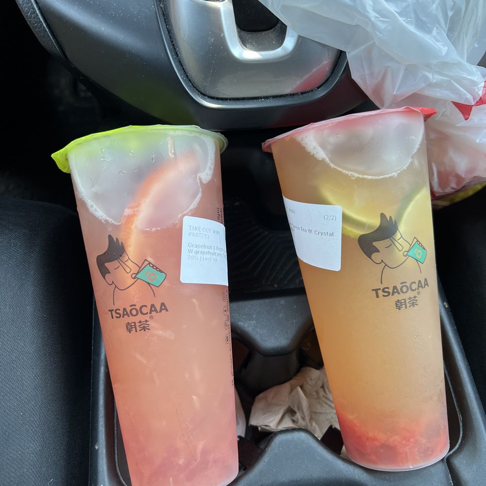 Tsaocaa - Richmond - Grapefruit & peach green tea w/ grapefruit jelly (left), Guava lime green tea w/ crystal pearl (right) - Bubble Tea Near Me - Richmond, Virginia Tsaocaa - Richmond - Grapefruit & peach green tea w/ grapefruit jelly (left), Guava lime green tea w/ crystal pearl (right) - Bubble Tea Near Me - Richmond, Virginia