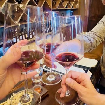 Robert Renzoni Vineyards - Cheers! - Wineries Near Me - Temecula, California Robert Renzoni Vineyards - Cheers! - Wineries Near Me - Temecula, California