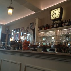 Fellini Cafe Vinoteca