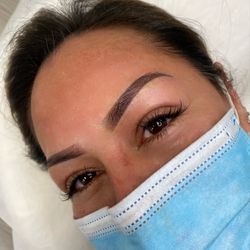 Glamorized Studio - Ombré Powder Brows