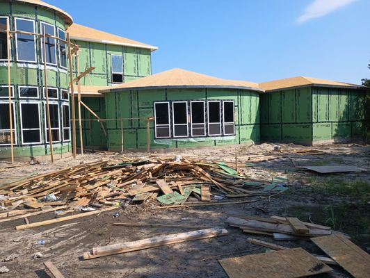 M&J General Contracting Logo