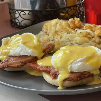Valentino’s Diner - Eggs Benedict - Breakfast & Brunch Near Me - Harper Woods, Michigan Valentino’s Diner - Eggs Benedict - Breakfast & Brunch Near Me - Harper Woods, Michigan