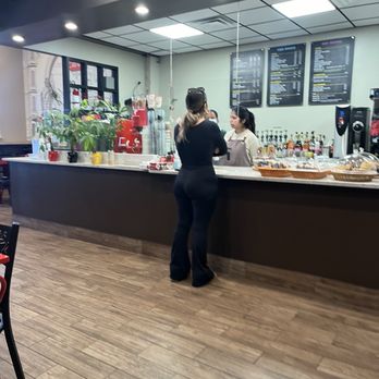 Cafe V - Coffee & Tea Near Me - Annandale, Virginia