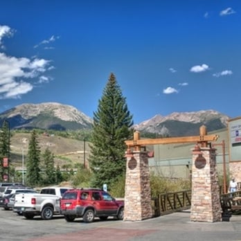 Outlets at Silverthorne - Outlet Stores Near Me - Silverthorne, Colorado