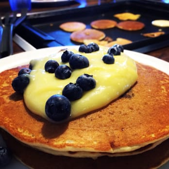 Slappy Cakes - Blueberry pancakes with lemon curd - Breakfast & Brunch Near Me - Lahaina, Hawaii Slappy Cakes - Blueberry pancakes with lemon curd - Breakfast & Brunch Near Me - Lahaina, Hawaii