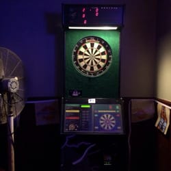 Edge Inn Tavern - Electronic darts