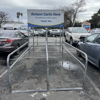 FoodMaxx - Return Carts Here! - Grocery Near Me - Hayward, California