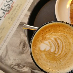 Foto zu Maxway Coffee - Berlin, Deutschland. another day, another great coffee (aufs Croissant könnt ihr verzichten)