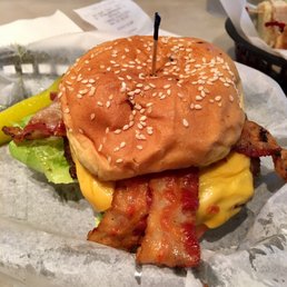 Bacon Cheeseburger... deliciousness!
