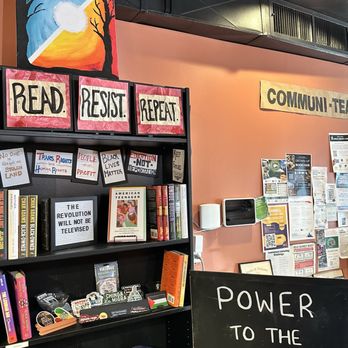 Curious Squirrel Bookshop - Bookstores Near Me - Zionsville, Indiana Curious Squirrel Bookshop - Bookstores Near Me - Zionsville, Indiana