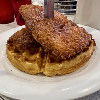 Beachside Diner - Spicy Chicken and Waffles - Diners Near Me - St. Augustine, Florida Beachside Diner - Spicy Chicken and Waffles - Diners Near Me - St. Augustine, Florida
