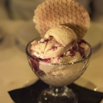 J Carver’s - Raspberry gelato - Steakhouses Near Me - Austin, Texas J Carver’s - Raspberry gelato - Steakhouses Near Me - Austin, Texas