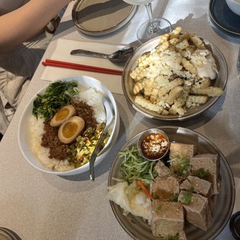 Wenwen - Seaweed fries, tofu, Lo Ba Beng - Taiwanese Near Me - Brooklyn, New York Wenwen - Seaweed fries, tofu, Lo Ba Beng - Taiwanese Near Me - Brooklyn, New York