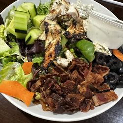 Valentino's - Kinocti Salad