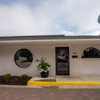 The Surfside - Cocktail Bars Near Me - Clear Lake, Iowa