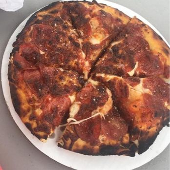 Rolling Oven - Small pepperoni pizza. - Food Trucks Near Me - Lexington, Kentucky Rolling Oven - Small pepperoni pizza. - Food Trucks Near Me - Lexington, Kentucky