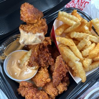 Dave's Hot Chicken - hot dave 10 pc. Dave's Bites w/ Fries - Chicken Shop Near Me - Chesapeake, Virginia