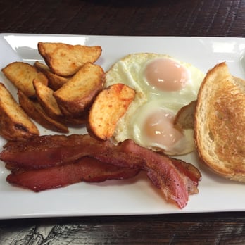 Union Kitchen and Tap Encinitas - The local - New American Near Me - Encinitas, California