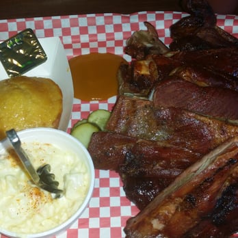 BP Smokehouse - Barbeque Near Me - Tomah, Wisconsin