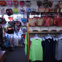 Too Cool Sportswear - New beach bags on sale!