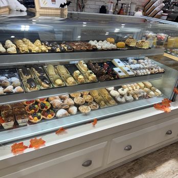 Rosetta Bakery - Bakeries Near Me - Miami Beach, Florida