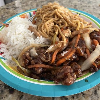 Kong Chen Chinese Take Out - Pepper beef and low mein - Chinese Near Me - Hampton Bays, New York Kong Chen Chinese Take Out - Pepper beef and low mein - Chinese Near Me - Hampton Bays, New York