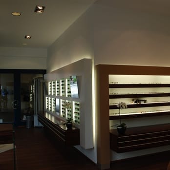 Niki der Augenoptiker - Präsentationen - Eyewear & Opticians Near Me - Gröbenzell, BY Niki der Augenoptiker - Präsentationen - Eyewear & Opticians Near Me - Gröbenzell, BY
