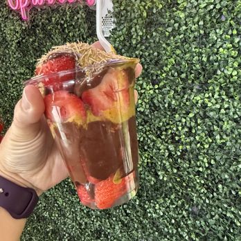 La Michoacana Costa - Dubai Chocolate Strawberries ($15) - Ice Cream & Frozen Yogurt Near Me - Oak Ridge North, Texas La Michoacana Costa - Dubai Chocolate Strawberries ($15) - Ice Cream & Frozen Yogurt Near Me - Oak Ridge North, Texas