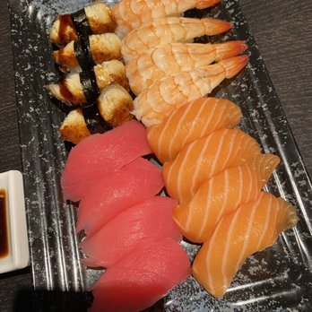 Taka Japanese & Thai - a variety of sushi - Japanese Near Me - Windsor, Ontario Taka Japanese & Thai - a variety of sushi - Japanese Near Me - Windsor, Ontario