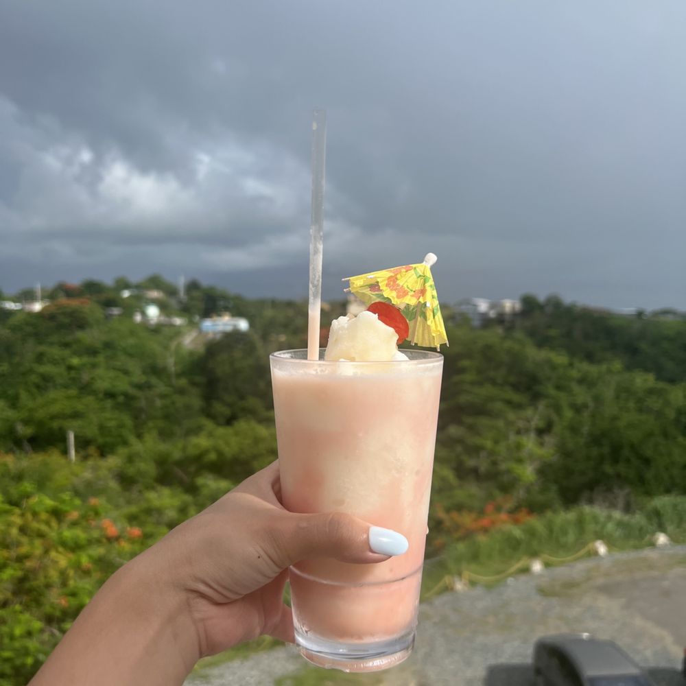 El Nido Poolside Restaurant - Piña colada - Cocktail Bars Near Me - Rincon, Puerto Rico