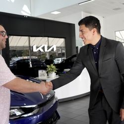 Kia of Valencia