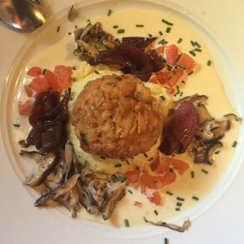 Patria - Crab cake appetizer - Italian Near Me - Salinas, California Patria - Crab cake appetizer - Italian Near Me - Salinas, California