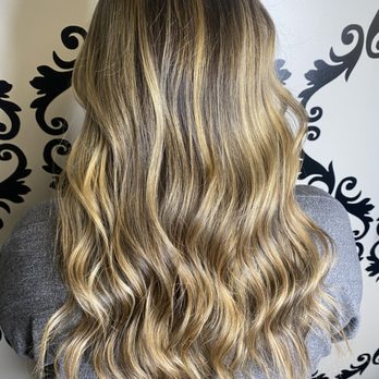 Swivel Hair Studio - Balayage - Hair Stylists Near Me - Seattle, Washington Swivel Hair Studio - Balayage - Hair Stylists Near Me - Seattle, Washington