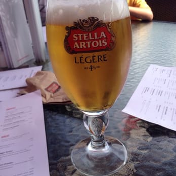 Earls Kitchen + Bar - Canadian (New) Near Me - Jasper, Alberta